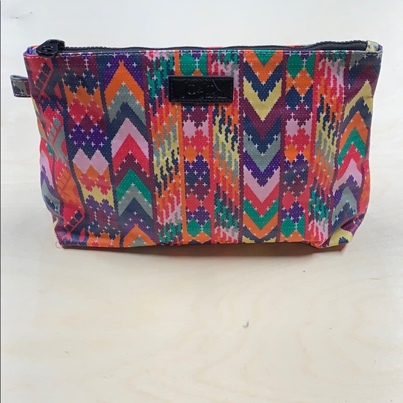 jo & jo australia Handbags - Jo & Jo Jo&Jo Australia cosmetic bag chevron color